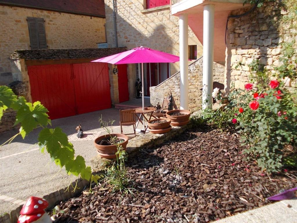 Au Soleil Levant Homestay Sarlat-la-Caneda Bagian luar foto